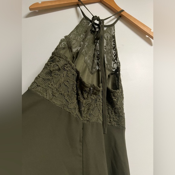 (🍂BOGO) Elegant Olive Green Lace Maxi Dress - Picture 7 of 7